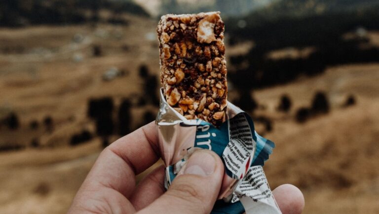 10 High-Protein Snacks That Actually Taste Good
